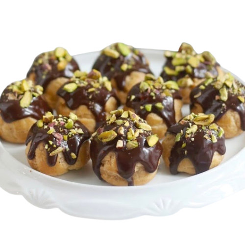 PROFITROLIES PISTACHIO
